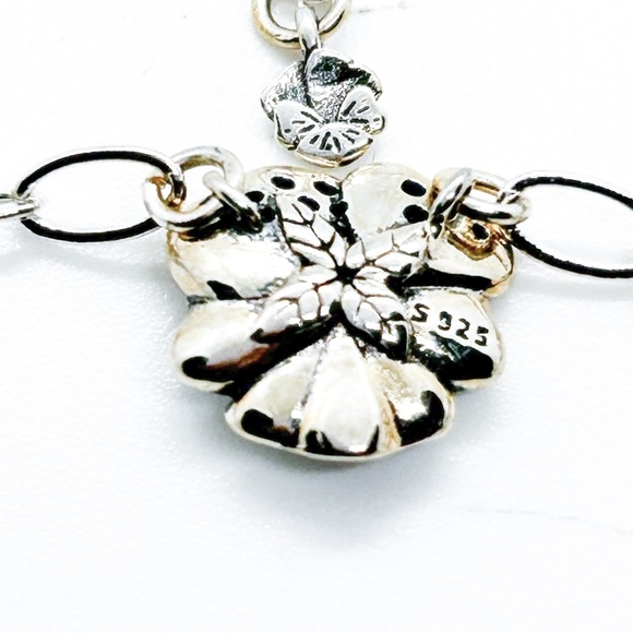 NWOT Sterling Silver, blue pansy necklace 16"to  18" Long. - Picture 3 of 12